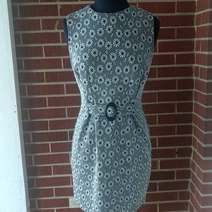 Vintage 90s Marnie West size 10 dress with flower print.